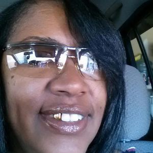 Meet your Posher, Kiki